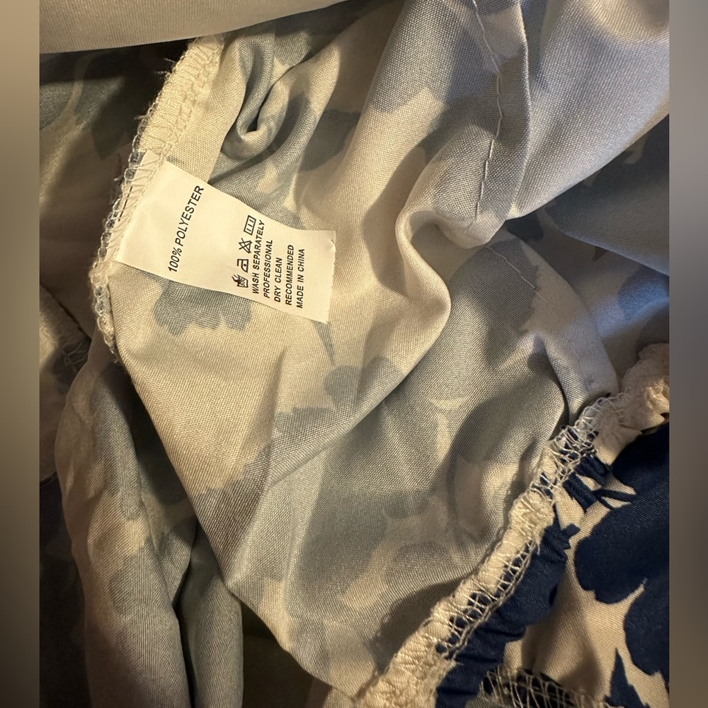 Talia Style Maxi Floral Blue and Cream Dress medium - Picture 8 of 10